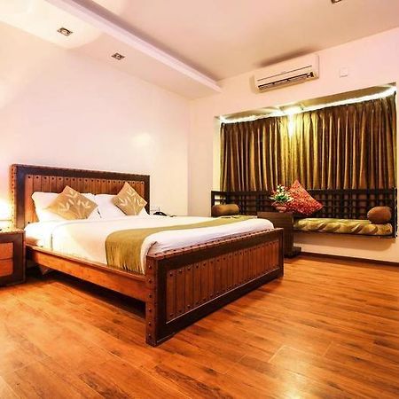 The Elite Royale Aparthotel Bangalore Exterior photo