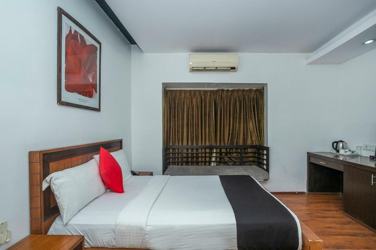 The Elite Royale Aparthotel Bangalore Exterior photo